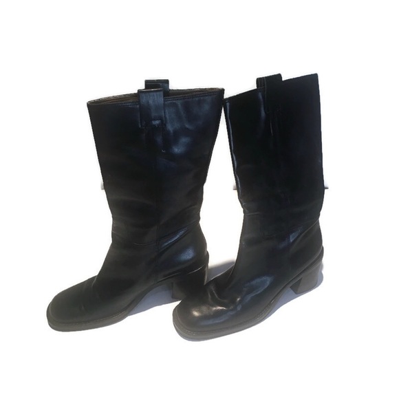 NWOT Banana Republic black leather boot, slip on 8 - Picture 3 of 15